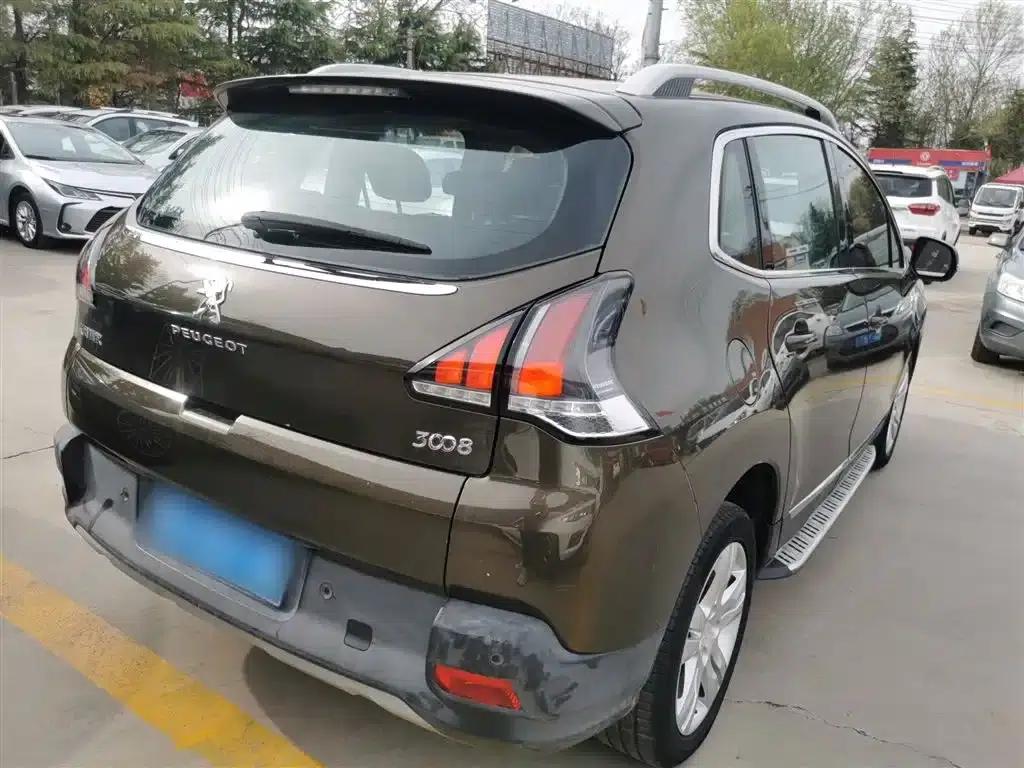 Peugeot 3008 2016 2.0L Automatic Classic Edition — миниатюра 7