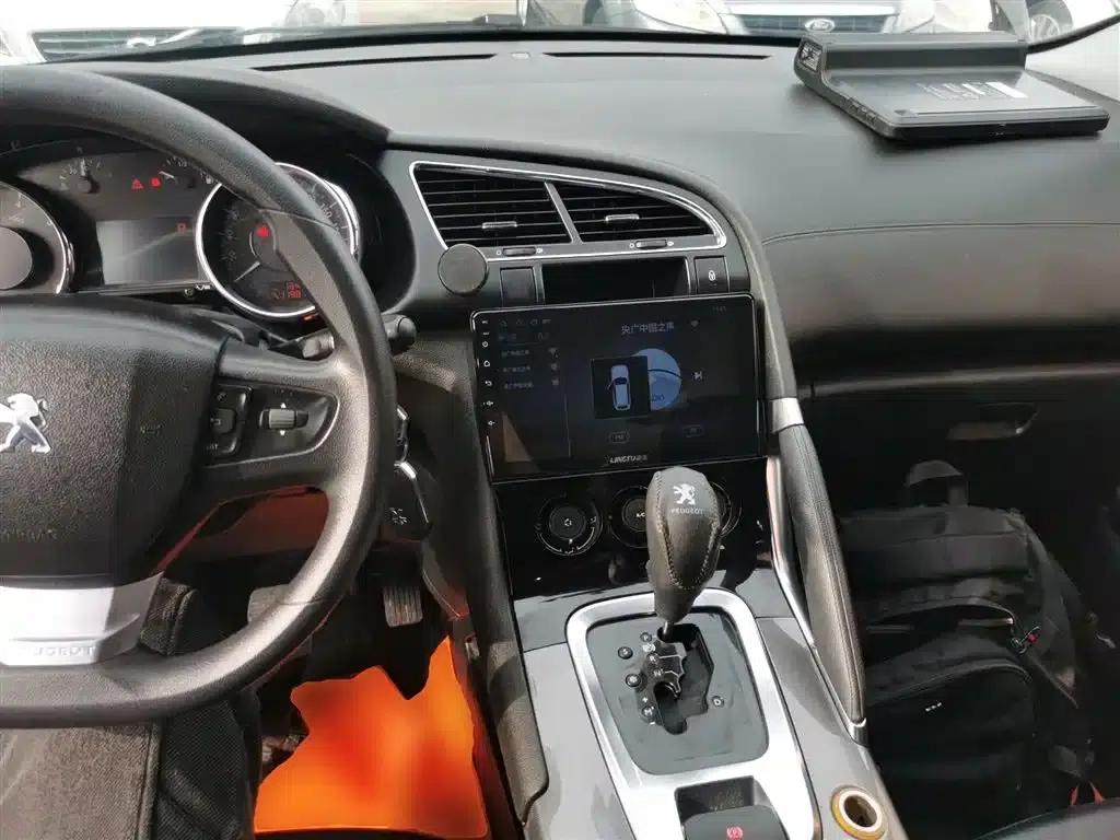 Peugeot 3008 2016 2.0L Automatic Classic Edition — миниатюра 10