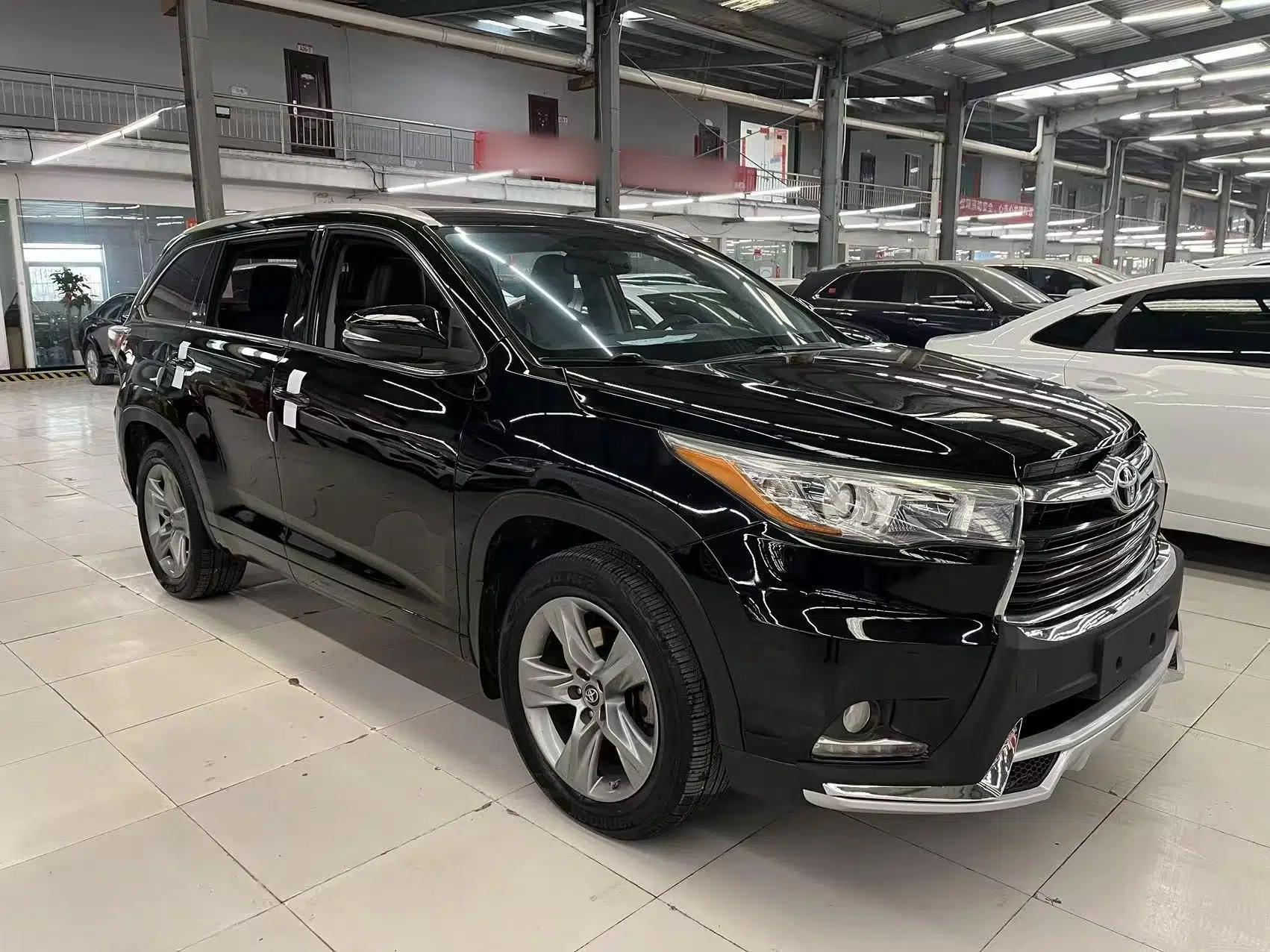 Toyota Highlander 2015 2.0T Four-Wheel Drive Luxury Edition 7-Seater — миниатюра 3