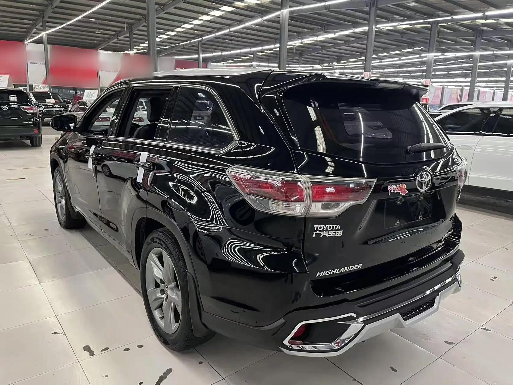 Toyota Highlander 2015 2.0T Four-Wheel Drive Luxury Edition 7-Seater — миниатюра 4