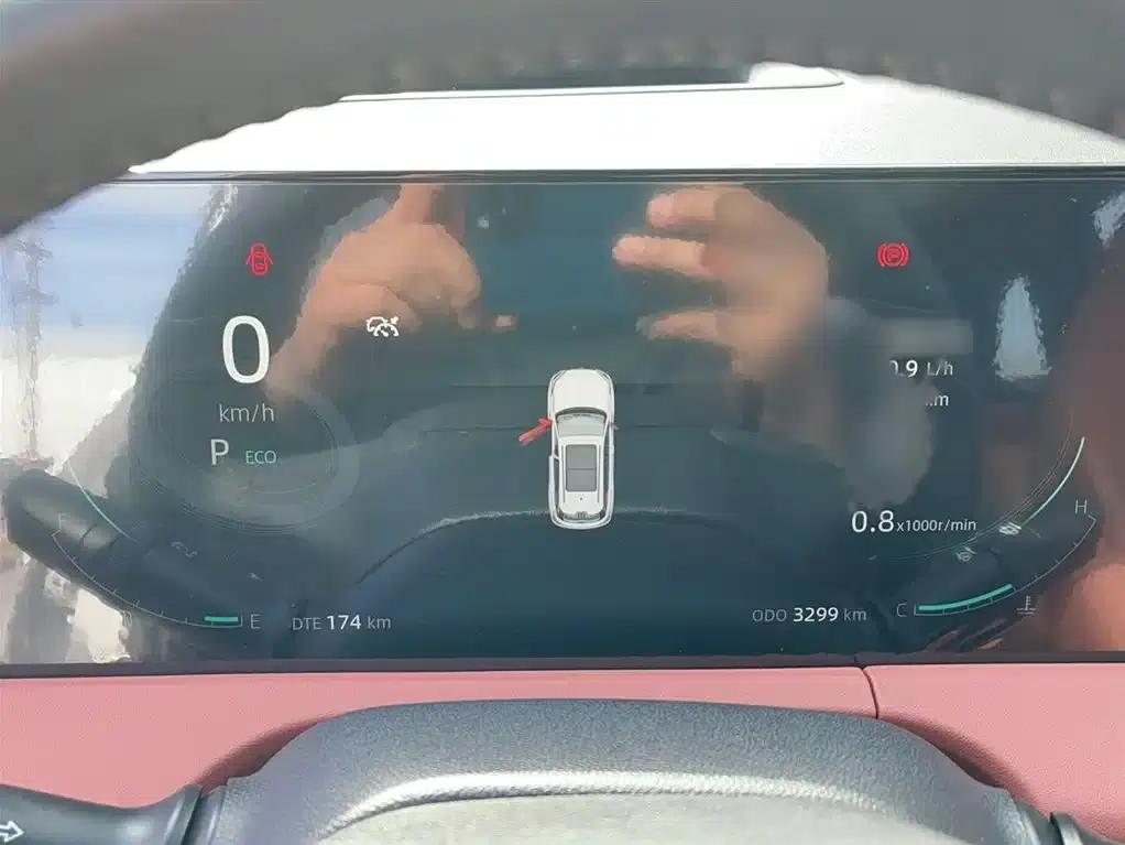 Changan CS75PLUS 2024 Model, Third Generation, Champion Edition, 2.0T Intelligent Driving Powerful Model — миниатюра 11