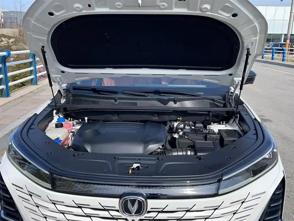 Changan CS75PLUS 2024 Model, Third Generation, Champion Edition, 2.0T Intelligent Driving Powerful Model — миниатюра 23