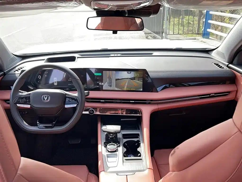 Changan CS75PLUS 2024 Model, Third Generation, Champion Edition, 2.0T Intelligent Driving Powerful Model — миниатюра 9