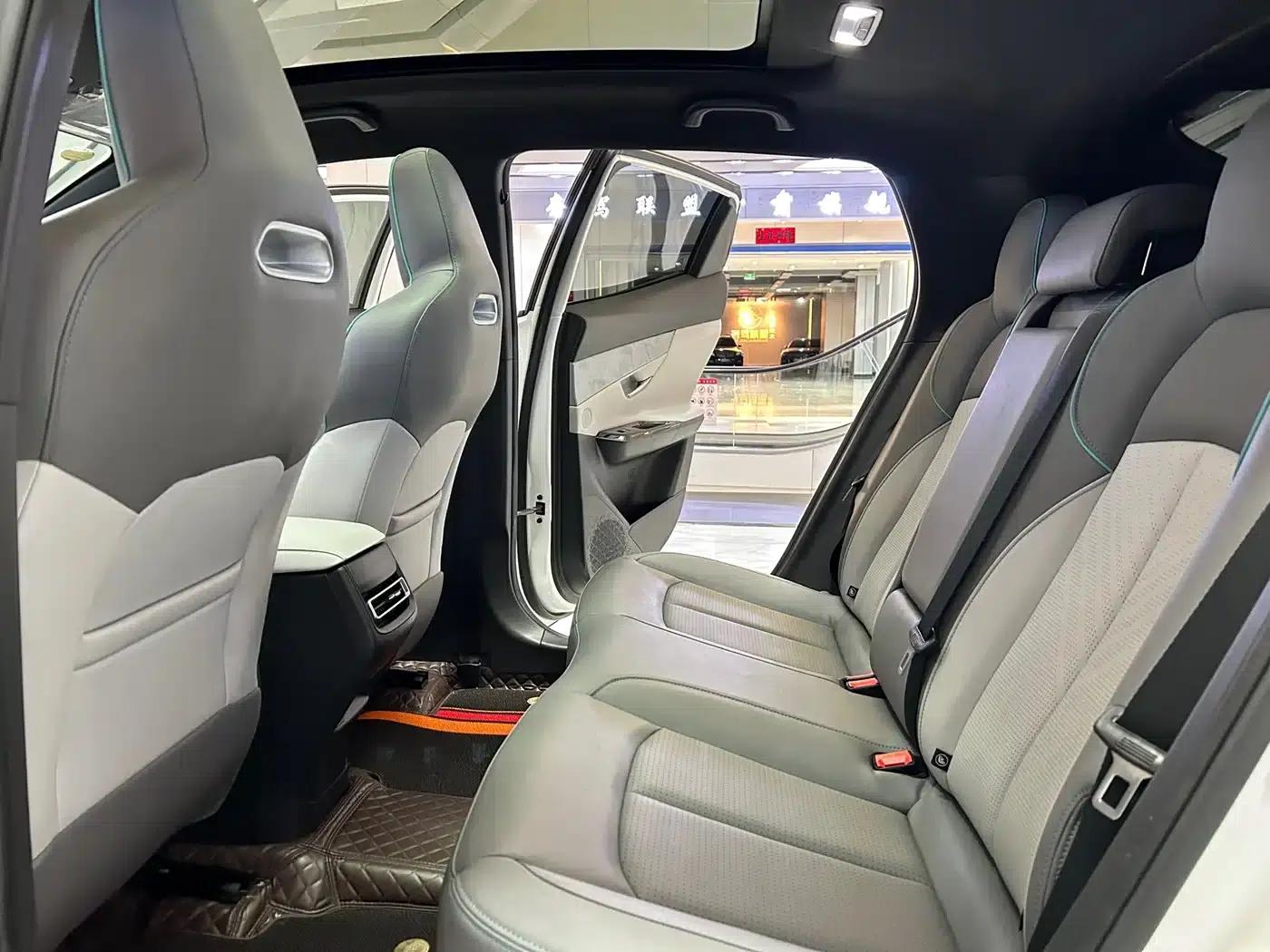 Changan UNI-T 2023 Second Generation 1.5T Premium Edition — миниатюра 6