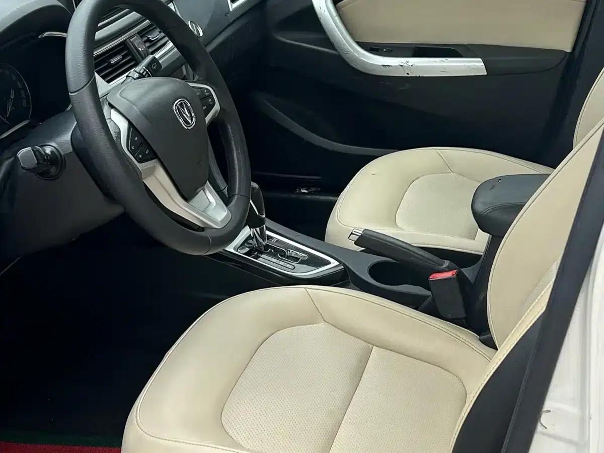 Yuexiang V7 2016 1.6L Automatic Enjoyment Edition (National V Emission Standard) — миниатюра 4