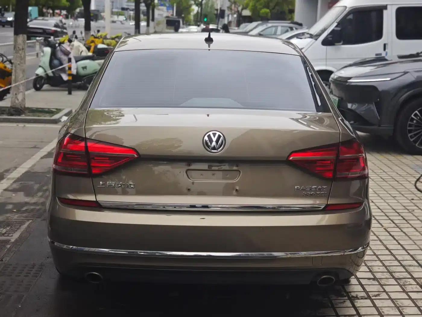 2017 Passat 330TSI DSG Royal Edition — миниатюра 5