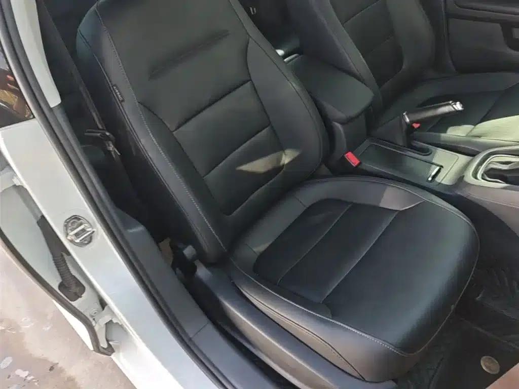 2017 Volkswagen Sagitar 230TSI Automatic Comfort Edition — миниатюра 25