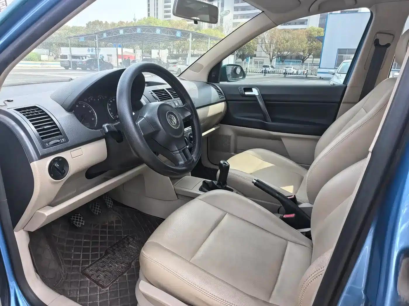 2013 Polo 1.4L Manual Fashion Edition — миниатюра 5
