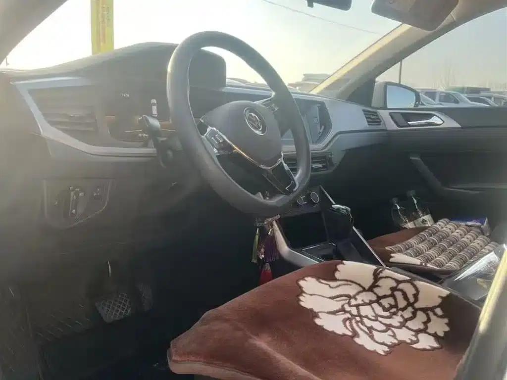 2023 Polo Plus 1.5L Automatic Panoramic Enjoyment Edition — миниатюра 3