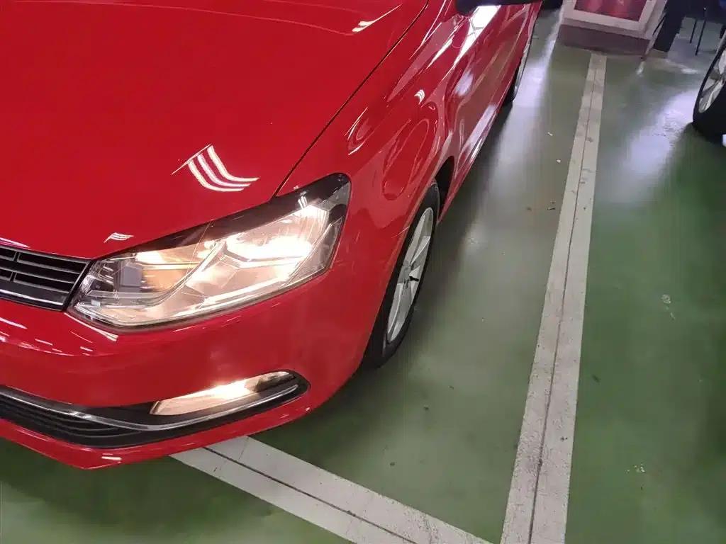 2016 Polo 1.6L Automatic Comfort Model — миниатюра 3