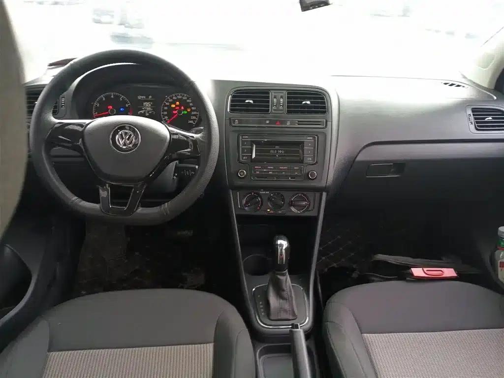 2018 Polo 1.5L Automatic Comfort Edition — миниатюра 6