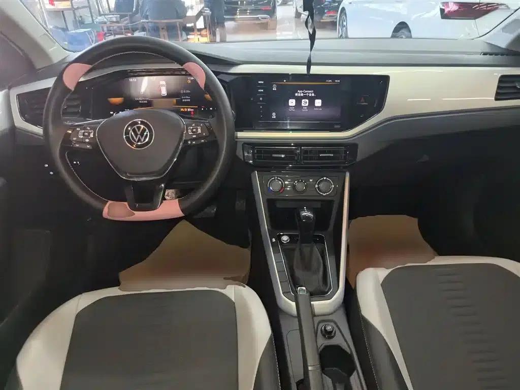2023 Polo Facelift Plus 1.5L Automatic Colorful Technology Edition — миниатюра 6
