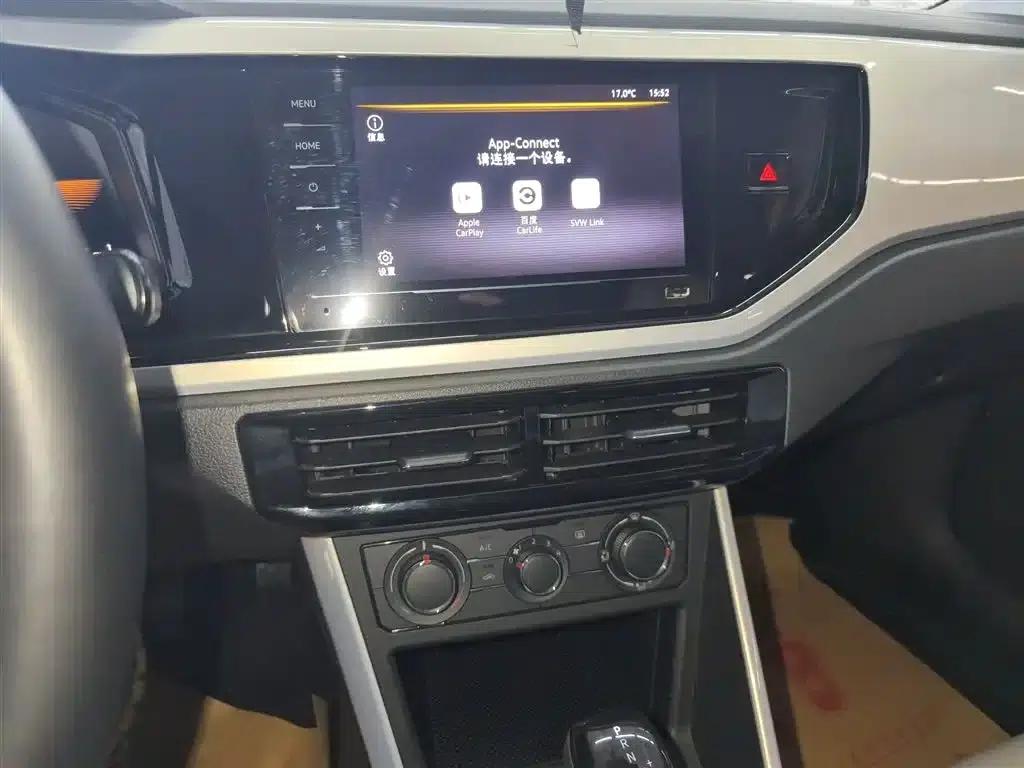 2023 Polo Facelift Plus 1.5L Automatic Colorful Technology Edition — миниатюра 9