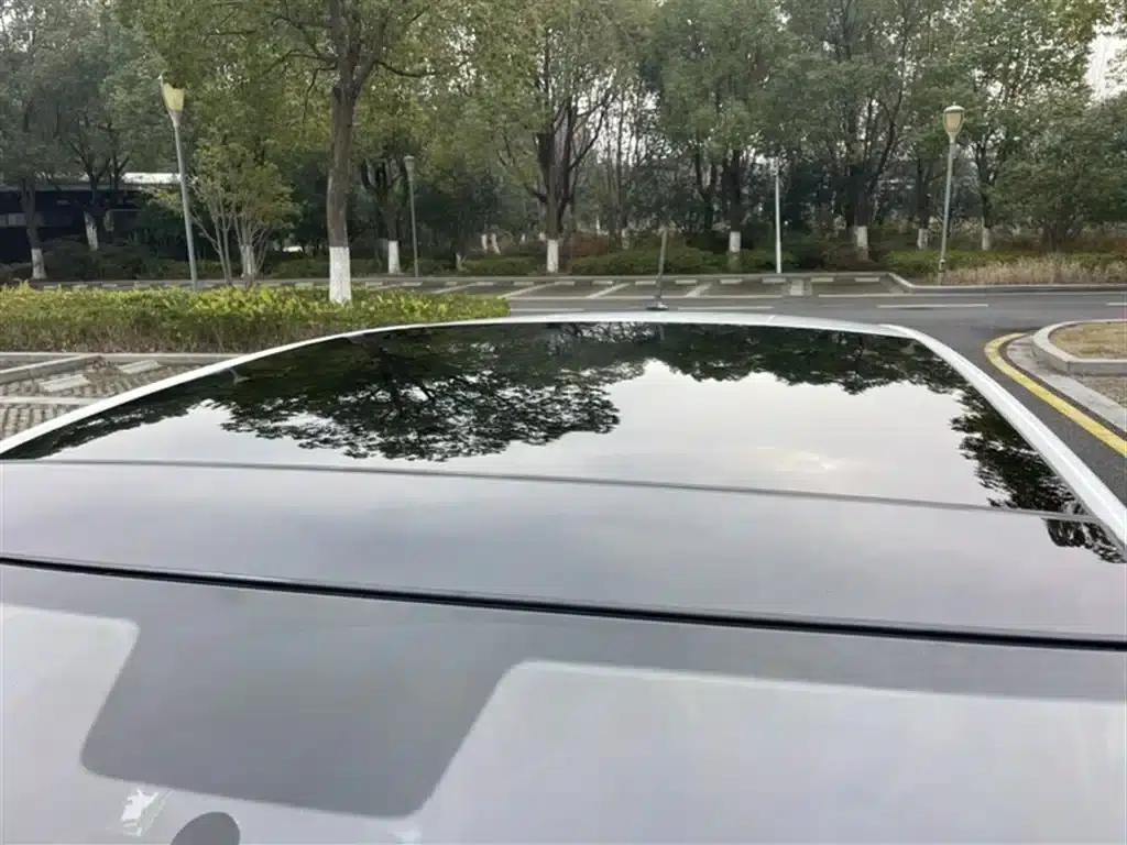 2019 Polo Plus 1.5L Automatic Colorful Technology Edition — миниатюра 31