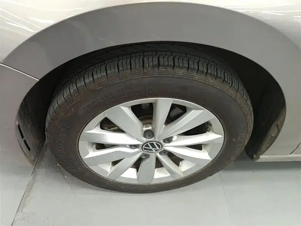 2021 Volkswagen Bora 1.5L Automatic Comfort Smart Connect Edition — миниатюра 23