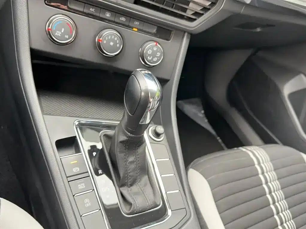 2023 Volkswagen Bora 200TSI DSG Comfort Edition — миниатюра 10