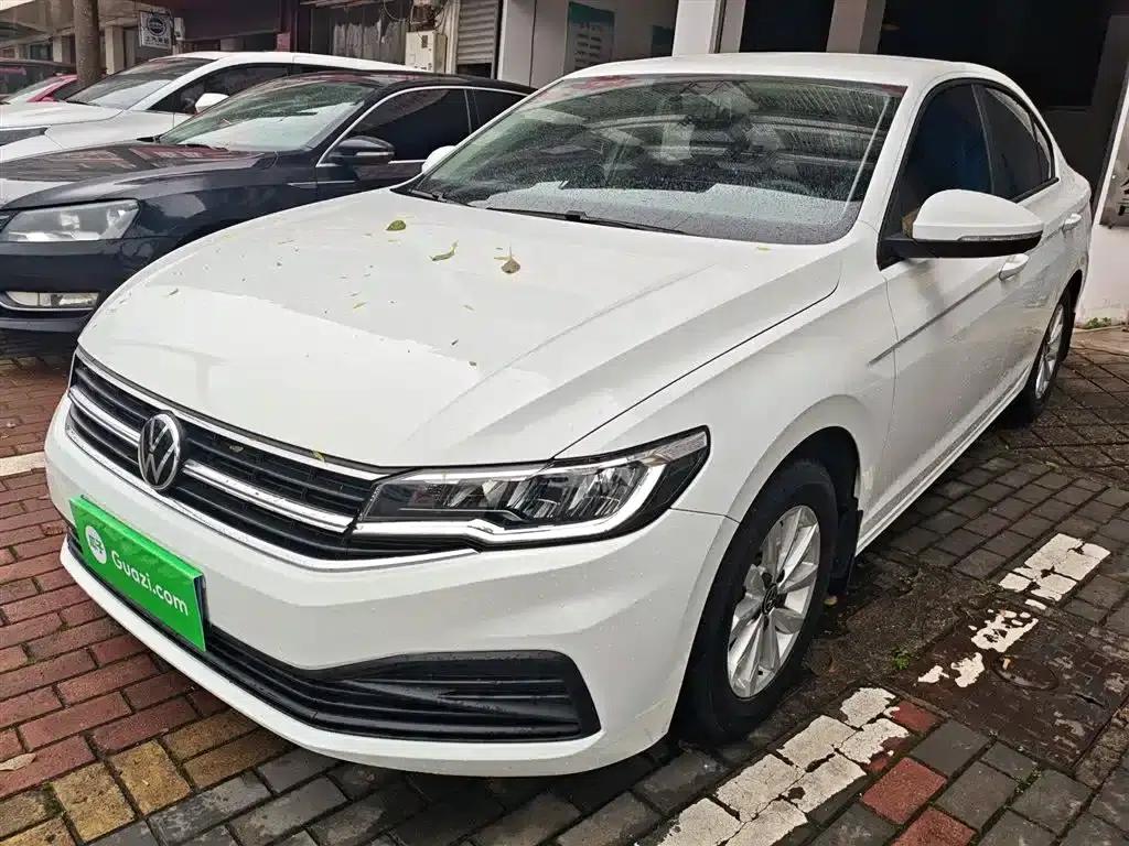 2021 Volkswagen Bora 1.5L Manual Fashion Smart Edition — миниатюра 1