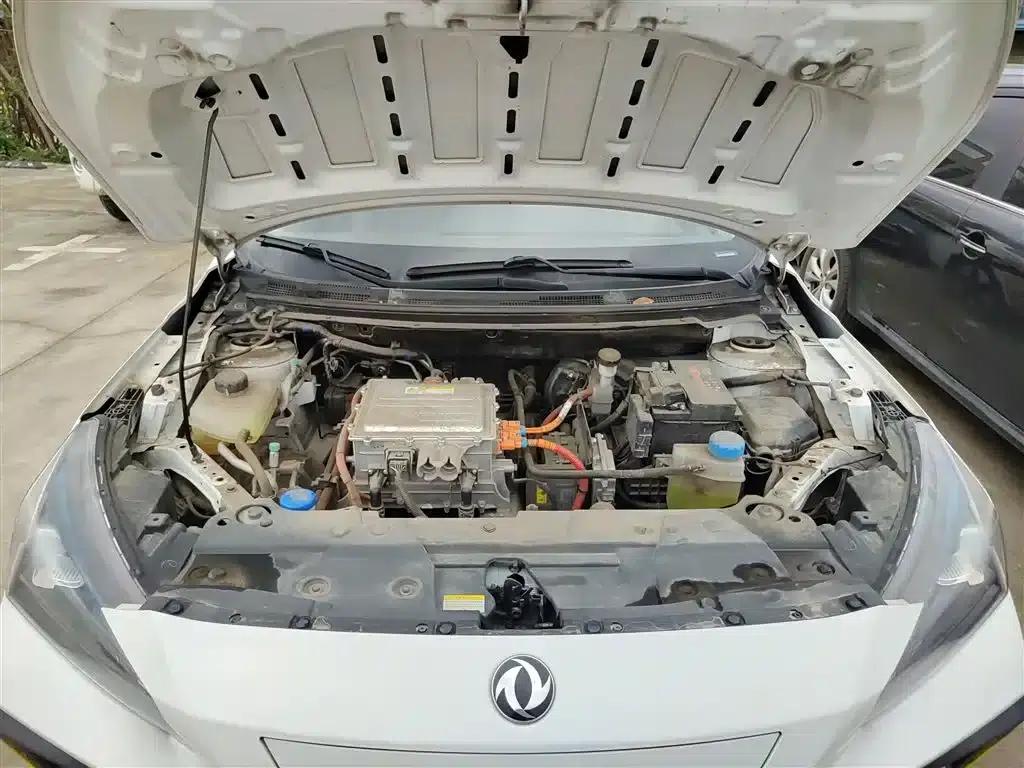 Dongfeng Fengshen E70 2023 Facelift PRO Smart Edition — миниатюра 13