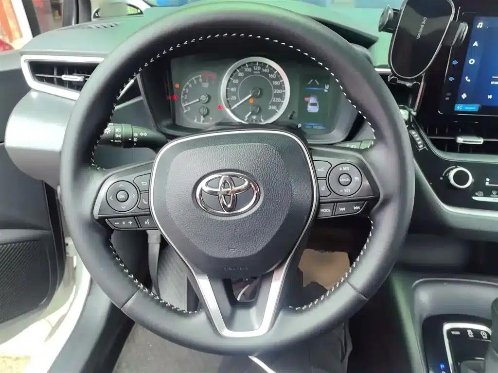 2021 Toyota Corolla 1.2T S-CVT Elite PLUS Edition — миниатюра 3