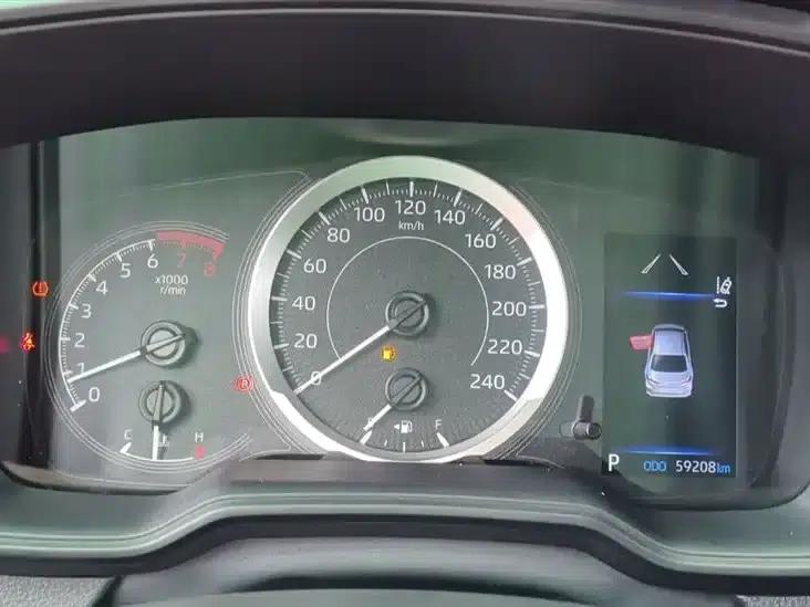 2021 Toyota Corolla 1.2T S-CVT Elite PLUS Edition — миниатюра 5