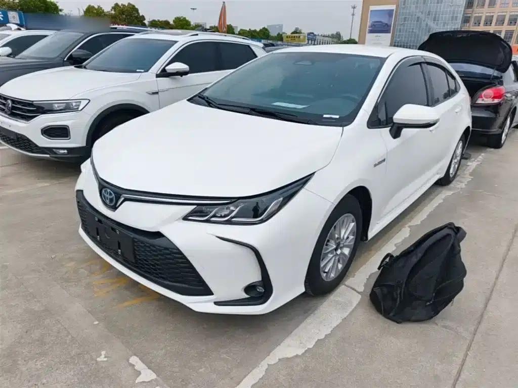 2023 Toyota Corolla 1.8L Intelligent Hybrid Pioneer Edition — миниатюра 1
