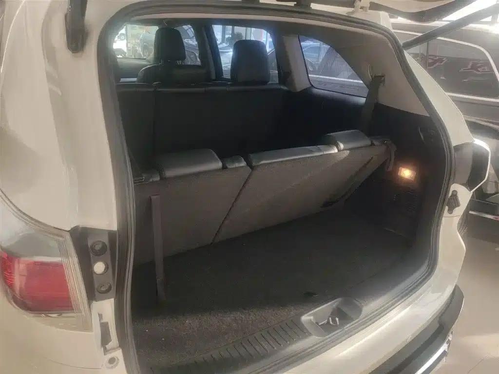 2017 Highlander 2.0T AWD Luxury 7-seater — миниатюра 19