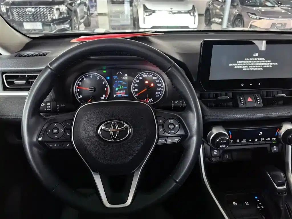 2023 Toyota Highlander 2.0L CVT 2WD Urban Edition — миниатюра 4