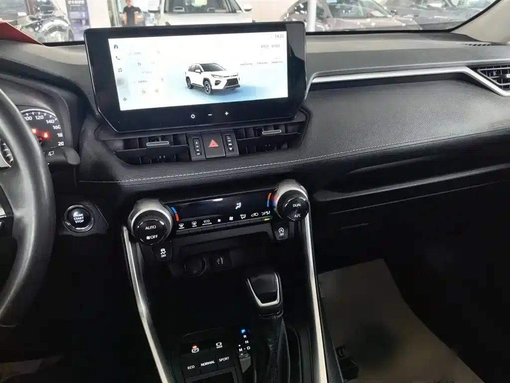 2023 Toyota Highlander 2.0L CVT 2WD Urban Edition — миниатюра 7