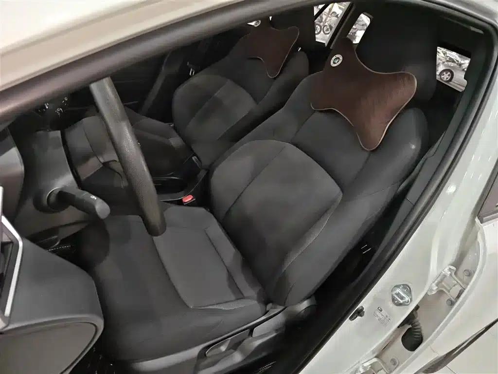 Fenglanda 2024 2.0L Intelligent Hybrid Dual Engine Leading Edition — миниатюра 15