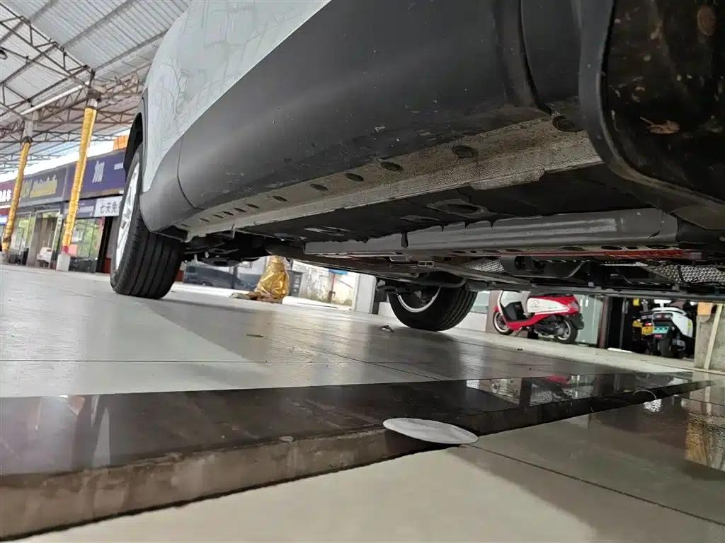 Fenglanda 2024 2.0L Intelligent Hybrid Dual Engine Leading Edition — миниатюра 21