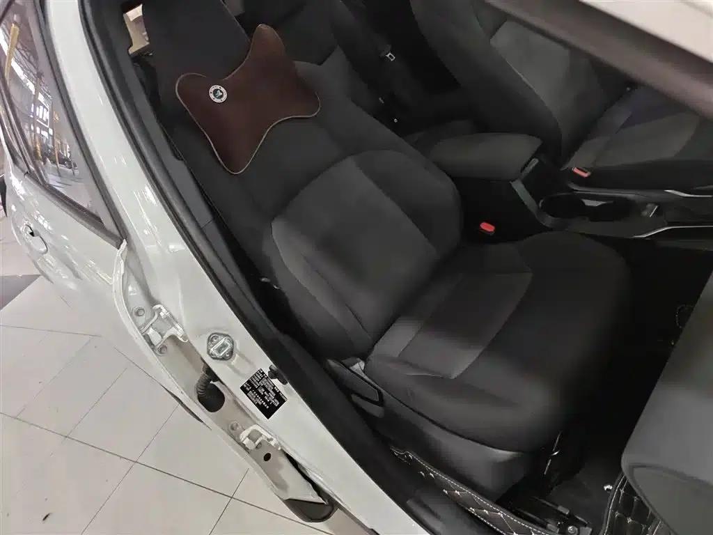 Fenglanda 2024 2.0L Intelligent Hybrid Dual Engine Leading Edition — миниатюра 25
