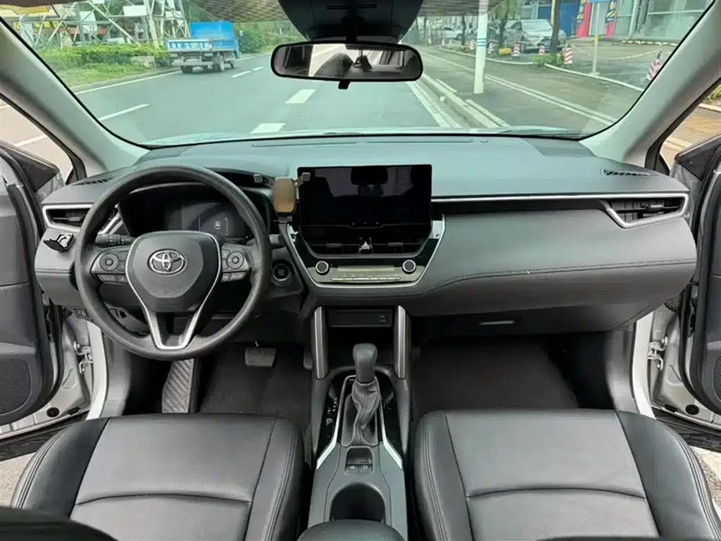 Fenglanda 2023 2.0L CVT Leading Edition — миниатюра 14