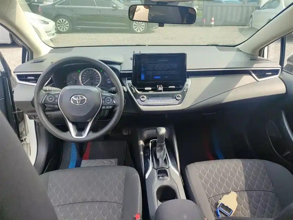 2022 Toyota Avalon 2.0L Elite Edition — миниатюра 6
