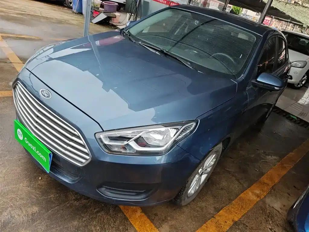 Ford Focus 2019 Facelift 1.5L Manual Premium Edition (Tire Pressure Monitoring) China VI Emission Standard — миниатюра 1