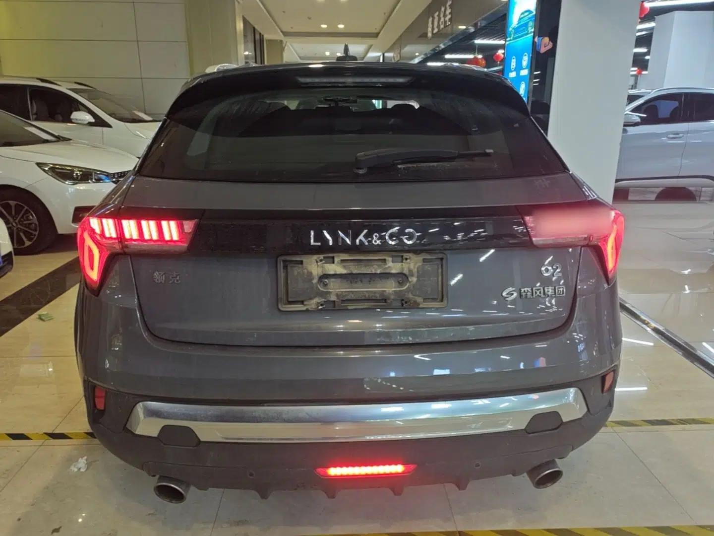 Lynk & Co 02 2018 1.5T DCT Two-Wheel Drive Sporty Version China V Standard — миниатюра 5