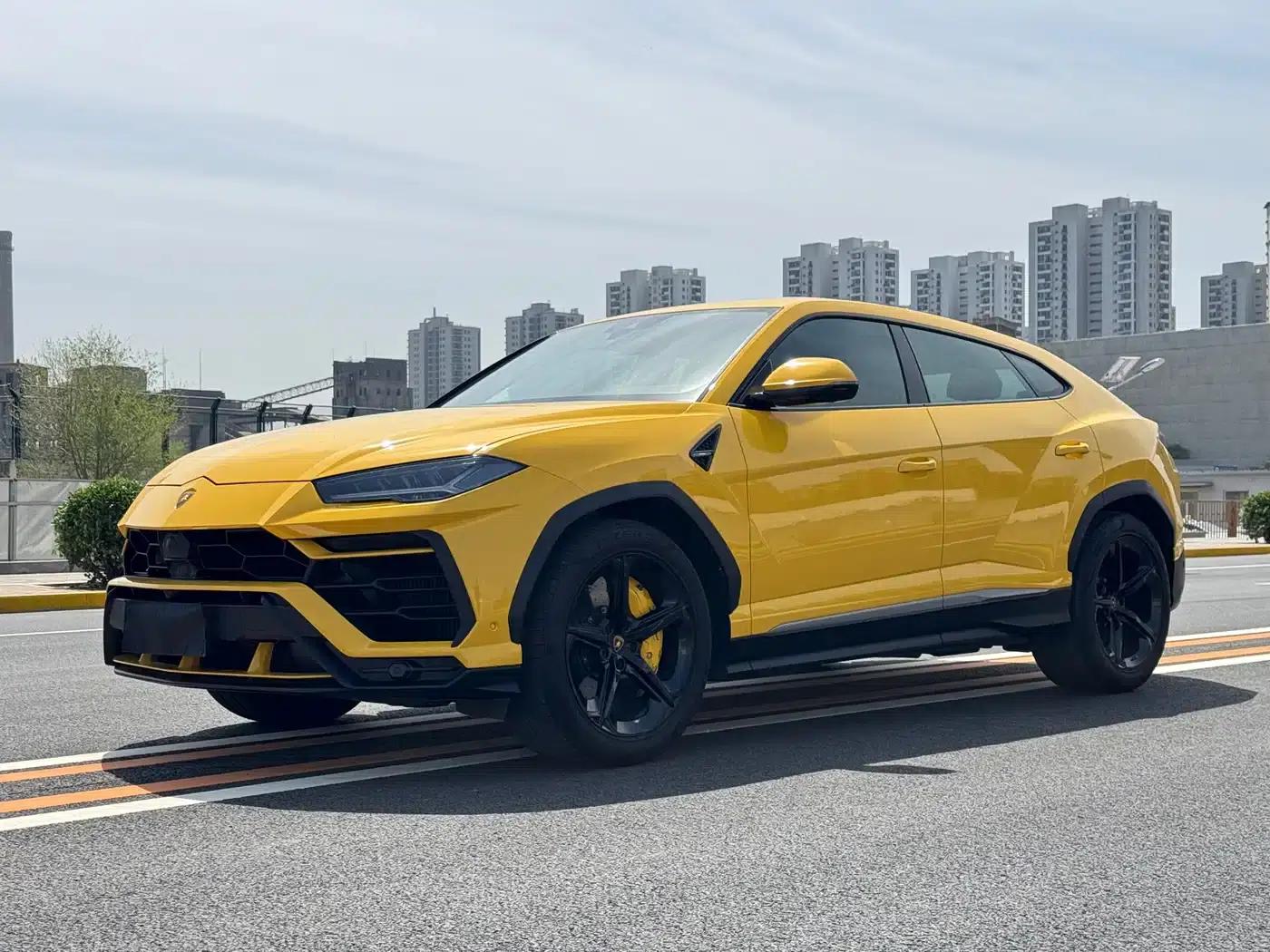 2021 Urus 4.0T V8 — миниатюра 1