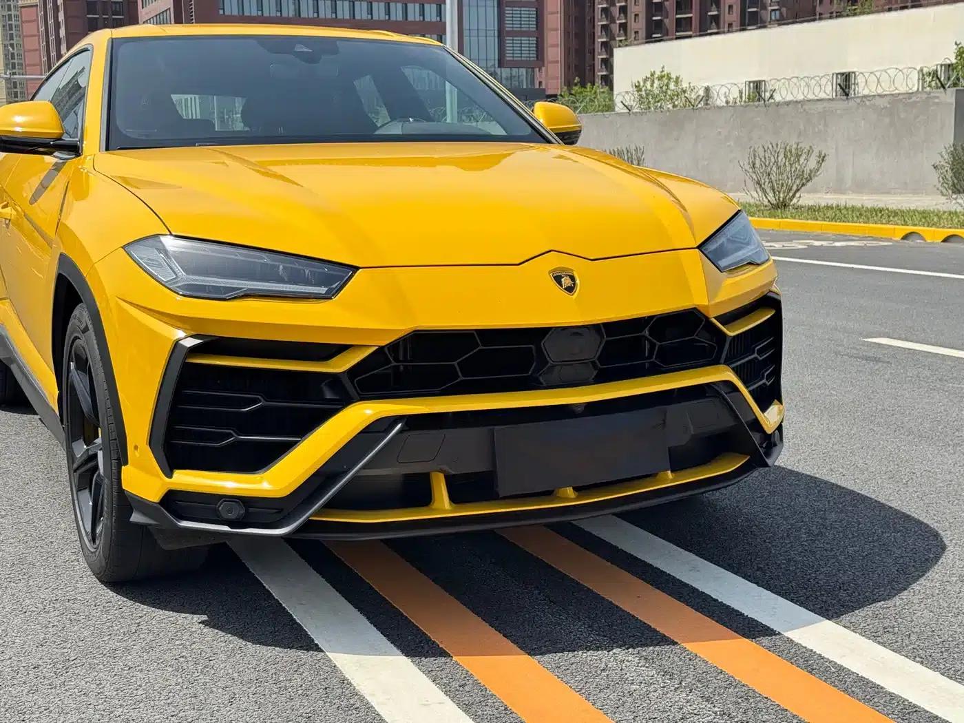 2021 Urus 4.0T V8 — миниатюра 3