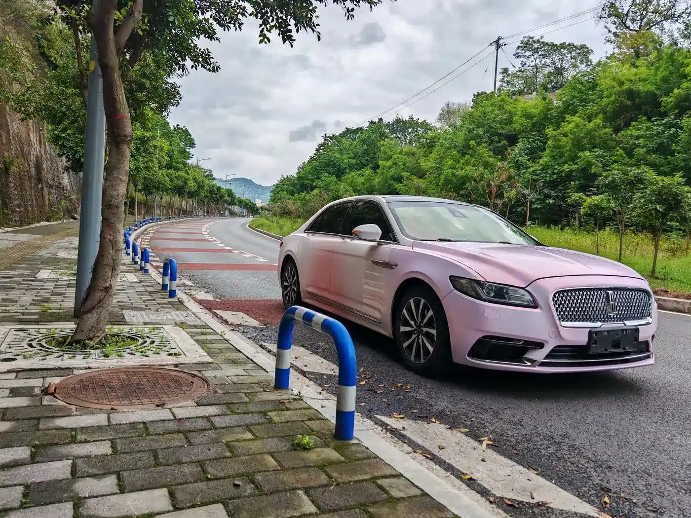 Lincoln Continental 2017 2.0T Two-Wheel Drive Premium Edition — миниатюра 1