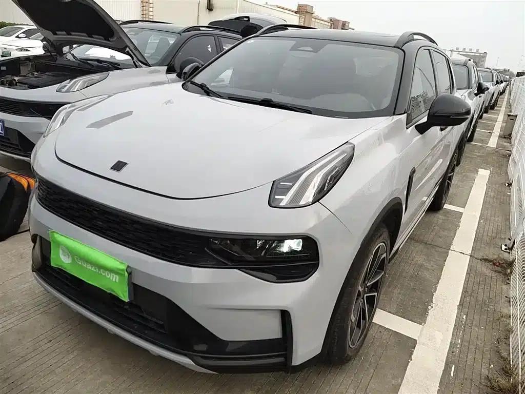 Lynk & Co 01 2023 1.5TD EM-F PM — миниатюра 2