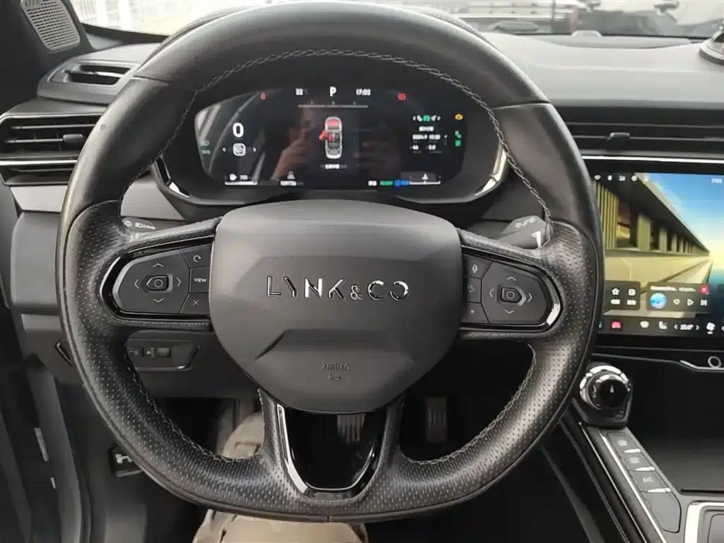 Lynk & Co 01 2023 1.5TD EM-F PM — миниатюра 7