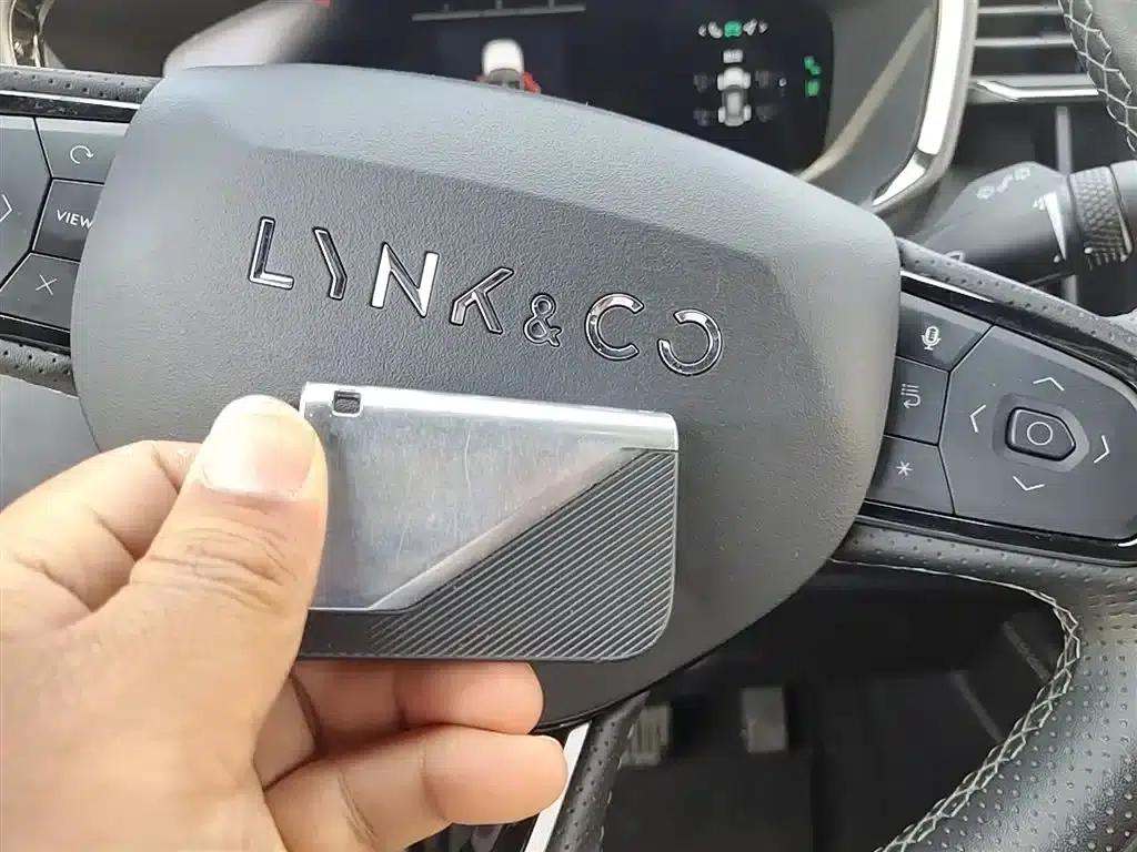 Lynk & Co 01 2023 1.5TD EM-F PM — миниатюра 17