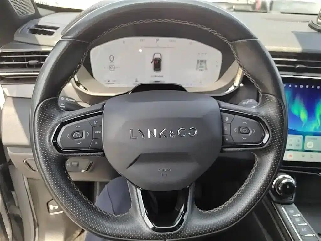 Lynk & Co 01 2023 1.5TD EM-F PM — миниатюра 7