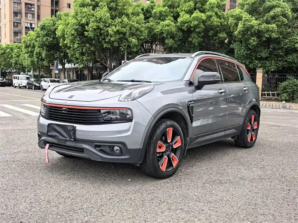 Lynk & Co 01 2019 2.0T 2WD Pro Edition (China VI Emission Standard) — миниатюра 1