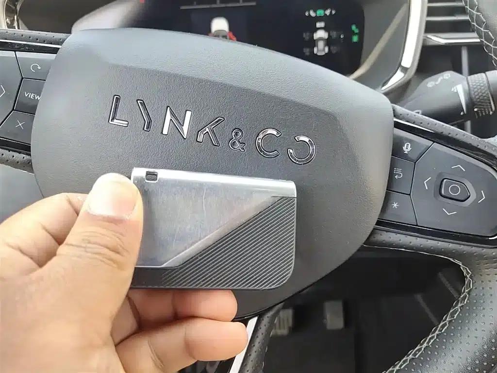 Lynk & Co 01 2023 1.5TD EM-F PM — миниатюра 17