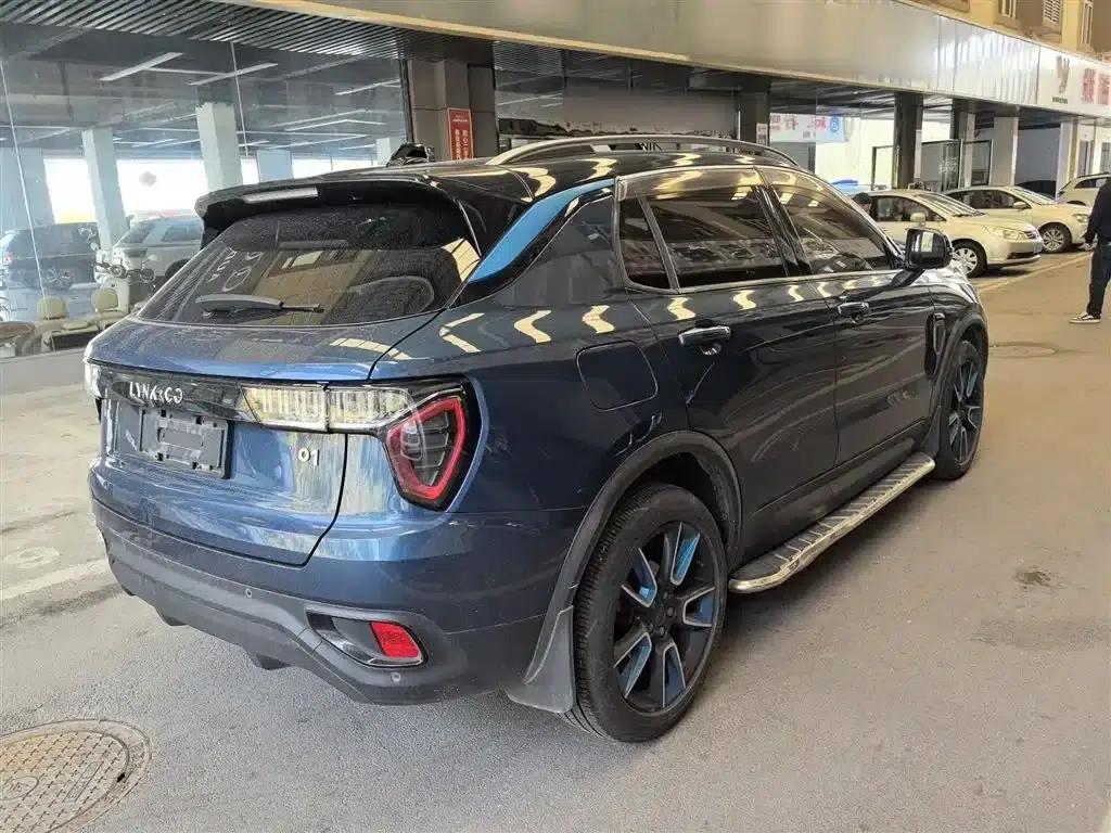 Lynk & Co 01 2017 2.0T 2WD Pro Edition — миниатюра 7