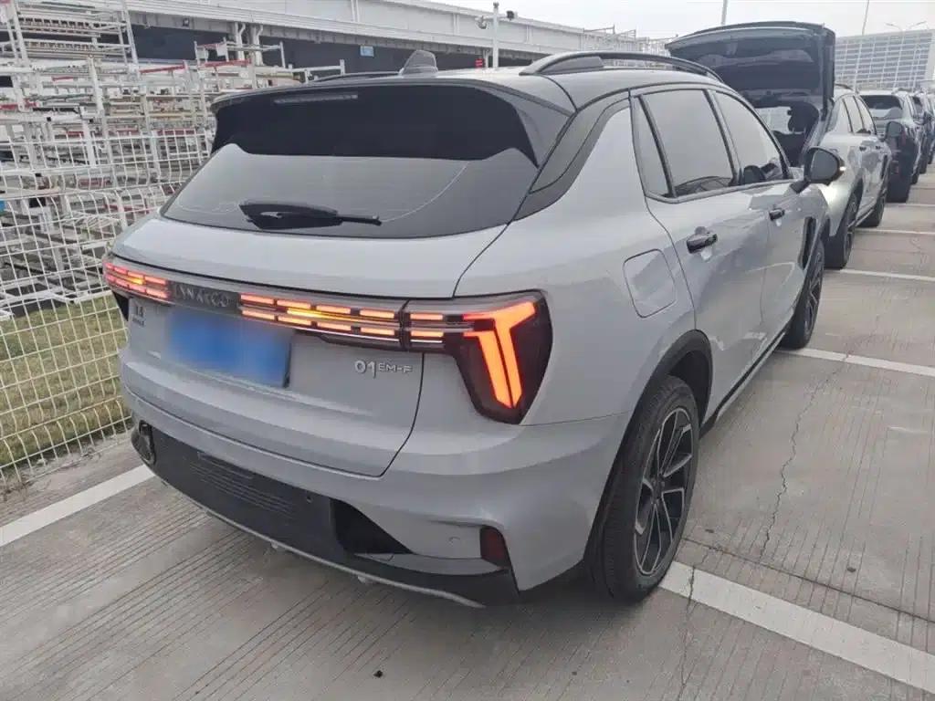 Lynk & Co 01 2023 1.5TD EM-F PM — миниатюра 5