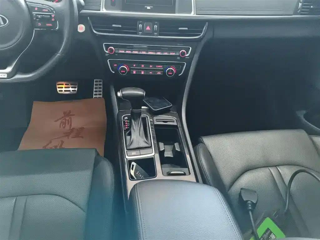 Kia K5 2016 1.6T Automatic LUX — миниатюра 14