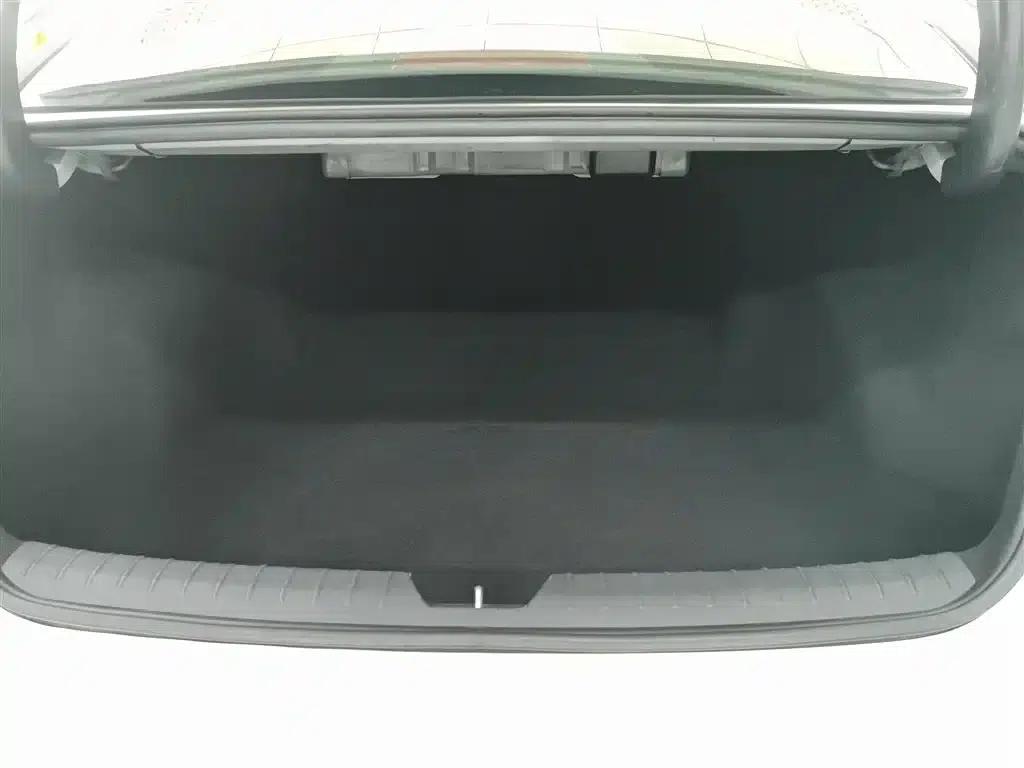 Kia K5 2016 1.6T Automatic LUX — миниатюра 19