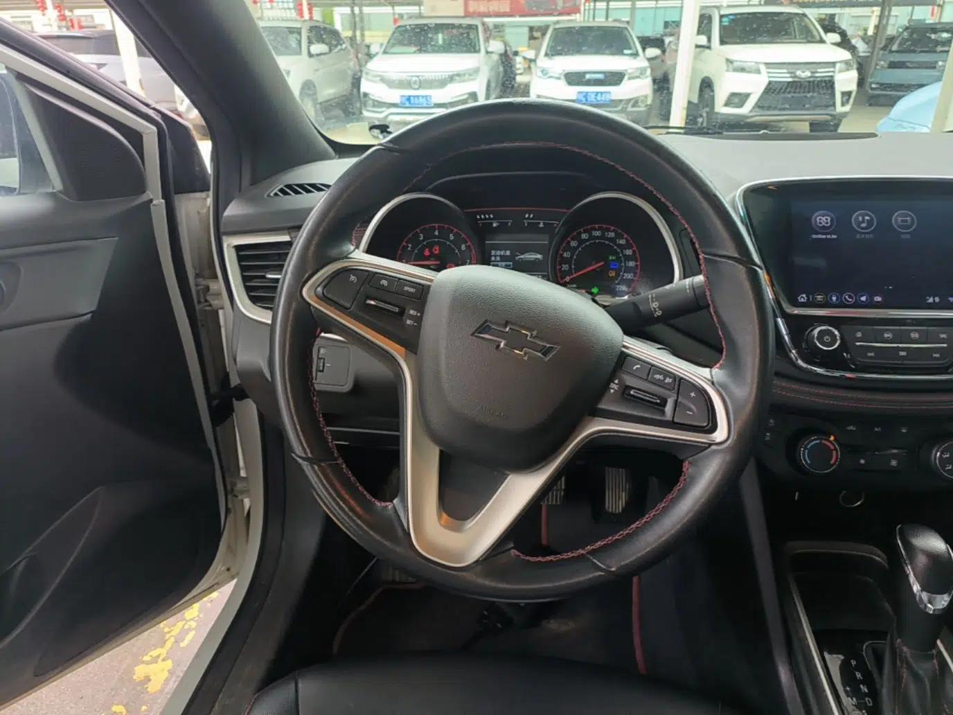Chevrolet Monza 2020 Light Hybrid RS 330T Automatic Comfort Edition — миниатюра 14