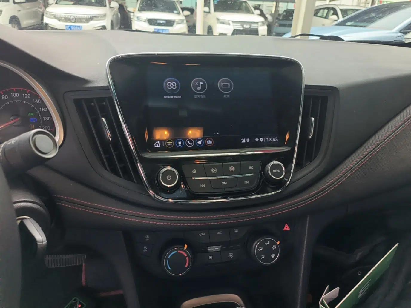 Chevrolet Monza 2020 Light Hybrid RS 330T Automatic Comfort Edition — миниатюра 16